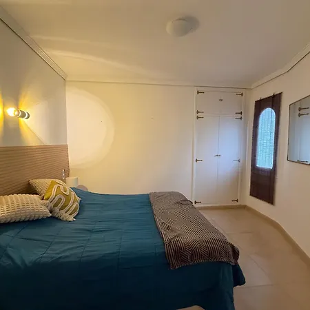 Апартаменти Patio Andaluz En