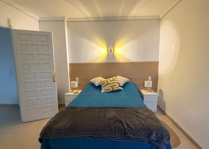 Patio Andaluz En شقة دينايا